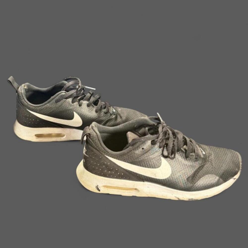 🚨 Nike Air Max Tavas Black Running Shoes Casual Sport Women’s Size 10 👟